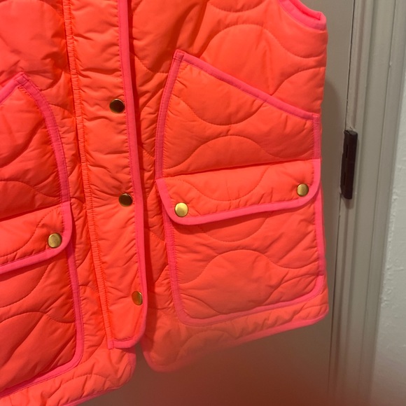 J. Crew Puffer Vest NWT | Neon Pink/ Orange | Size Small - Picture 3 of 9